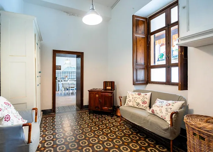 Italy Homes - Edith Villa